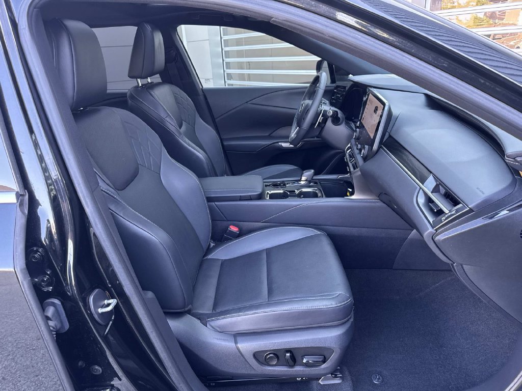 Used 2023 Lexus RX 350 Premium w/ Cold Area Package FWD image 9