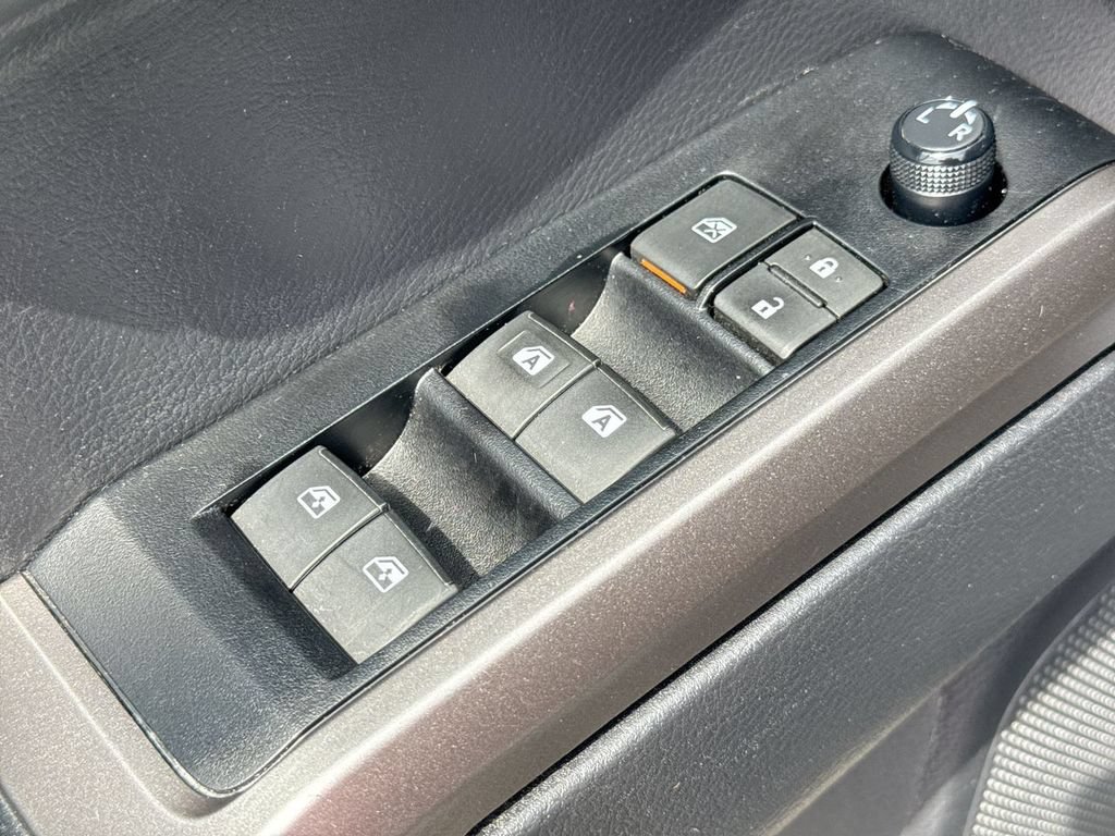 Used 2023 Toyota Tacoma SR5 RWD image 13