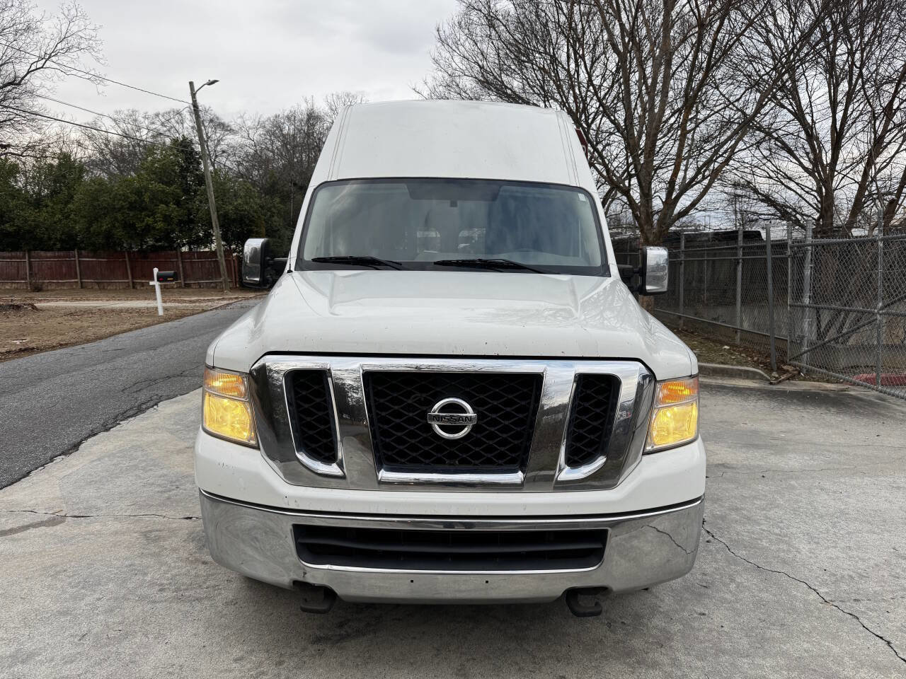 Used 2013 Nissan NV 3500 SV w/ Technology Pkg image 2