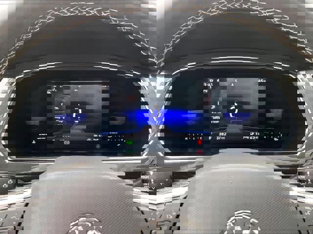 Used 2022 Volkswagen Tiguan SE AWD/4WD image 14