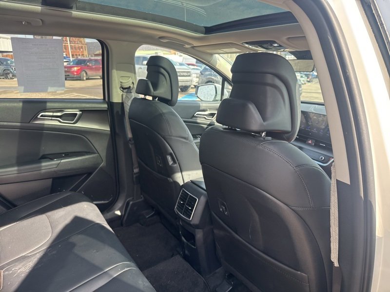 Used 2024 Kia Sportage EX w/ EX Premium Package image 9