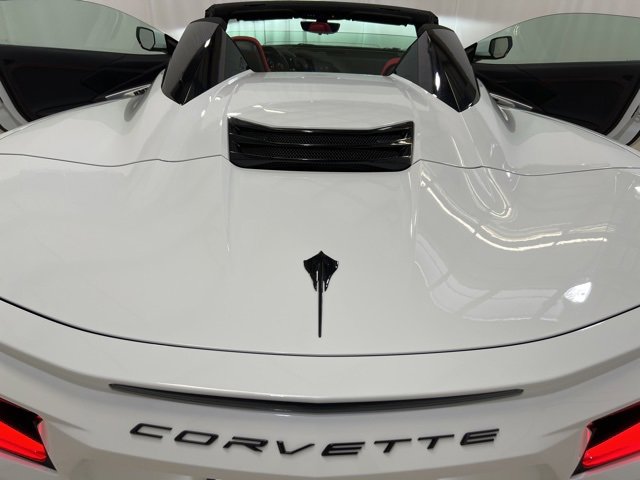 Used 2022 Chevrolet Corvette Stingray Convertible w/ 1LT image 11