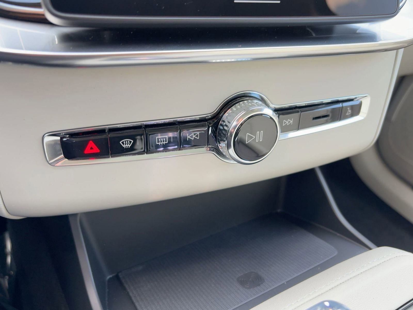 New 2026 Volvo XC90 B6 Ultra image 19