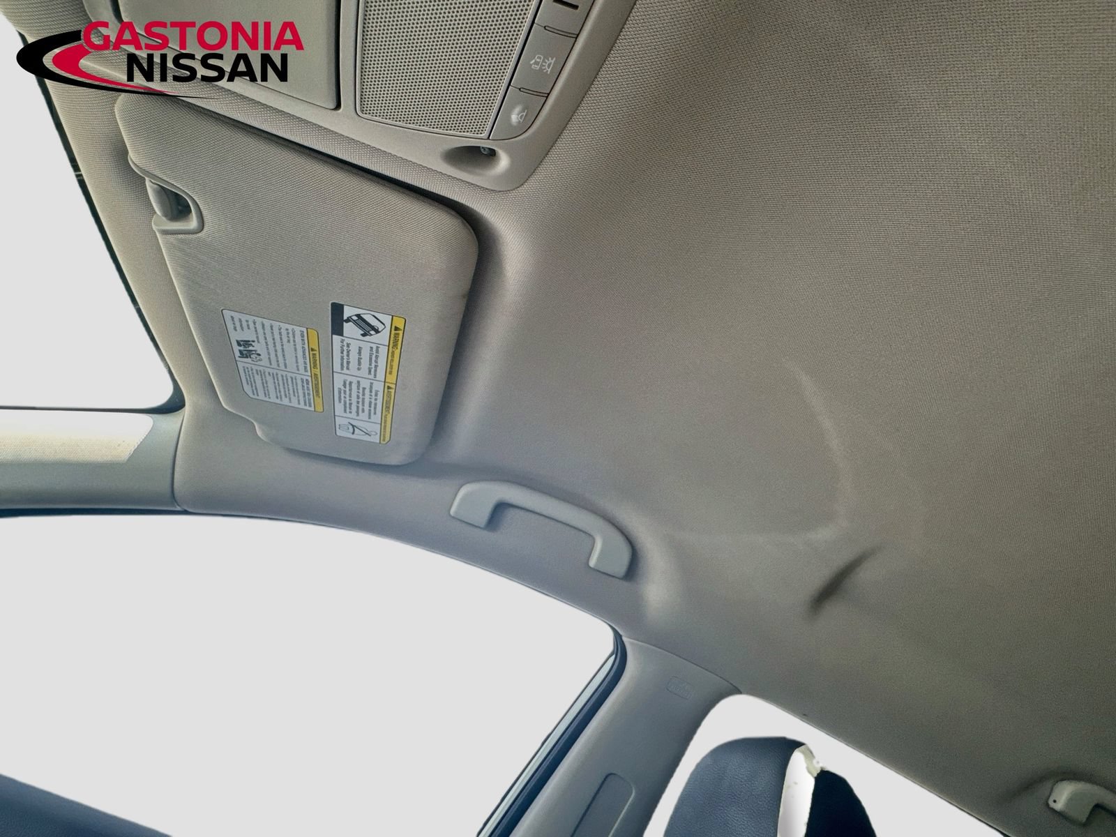 Used 2019 Nissan Rogue SV w/ Premium Package FWD image 30