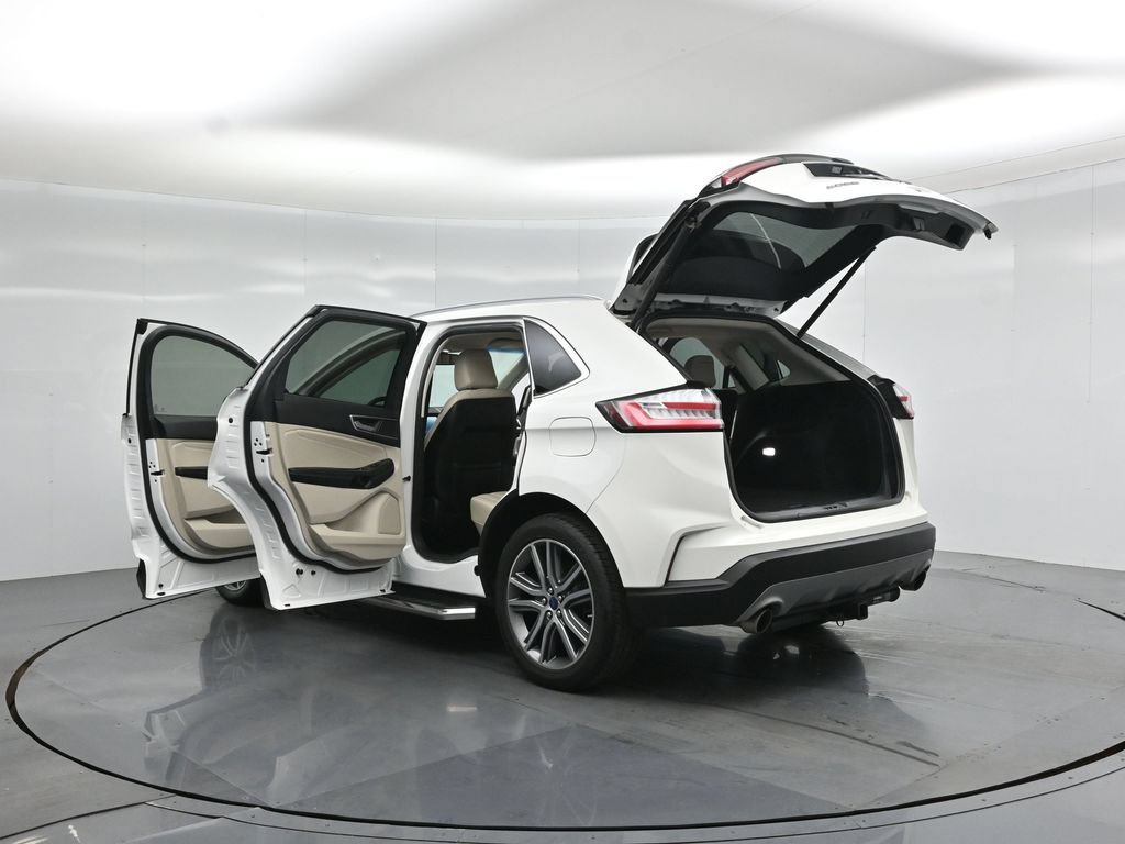 Certified 2020 Ford Edge Titanium FWD image 36