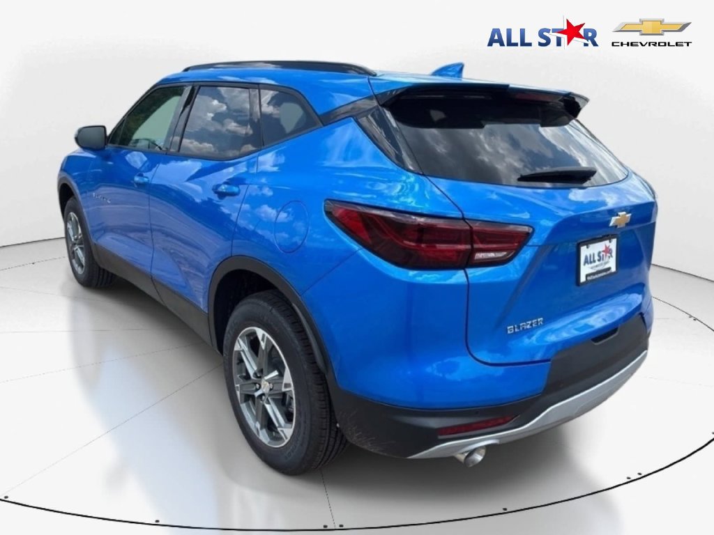 New 2026 Chevrolet Blazer LT w/ Convenience Package FWD image 8