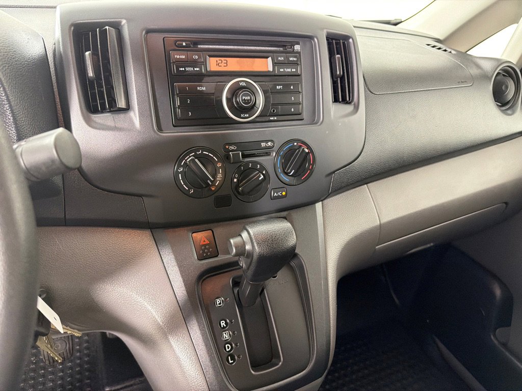 Used 2015 Chevrolet City Express LS FWD image 11