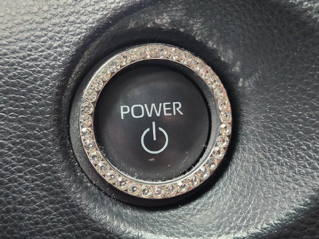 Used 2024 Toyota Corolla Cross AWD Hybrid image 19