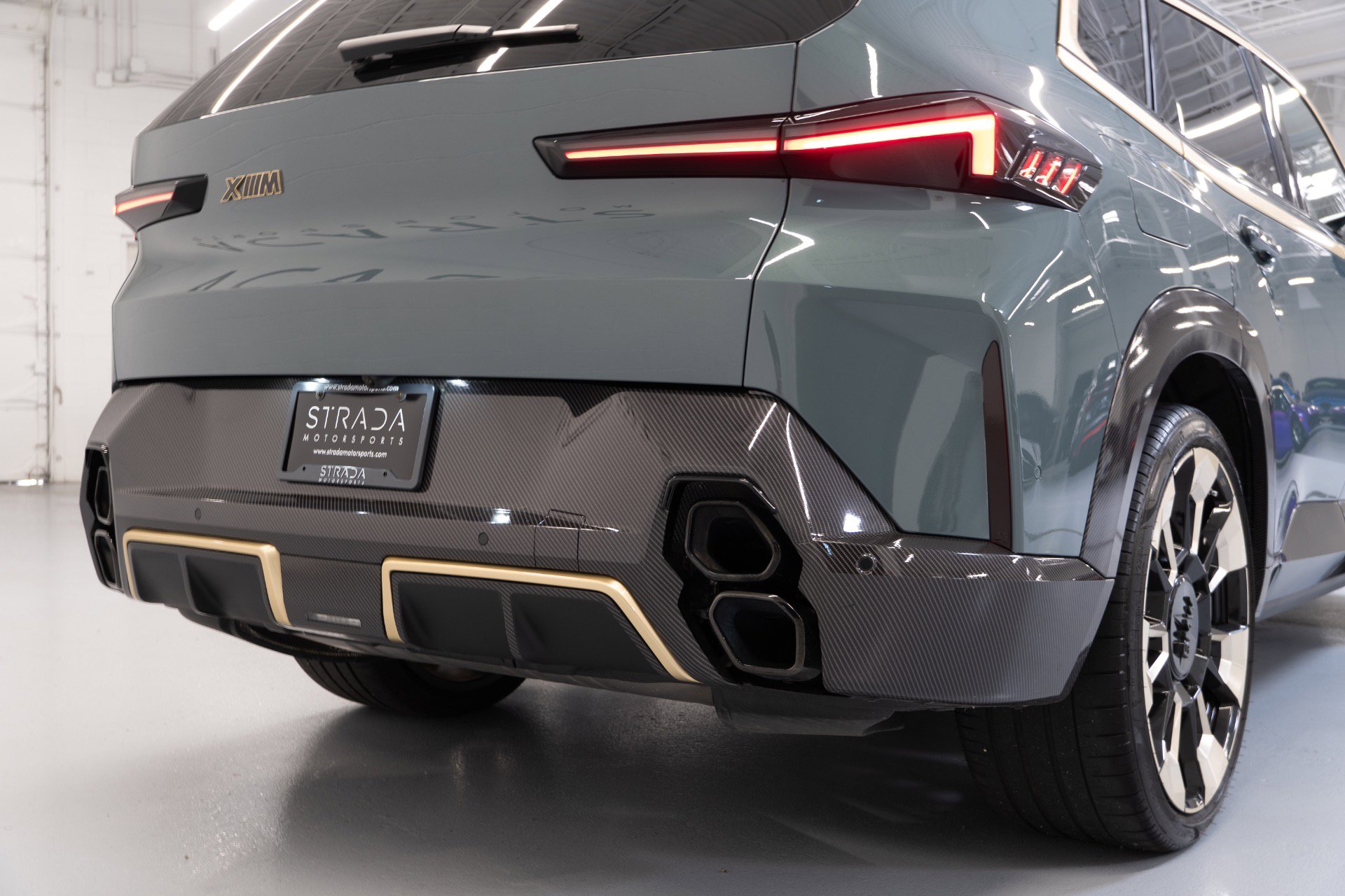 Used 2023 BMW XM image 17