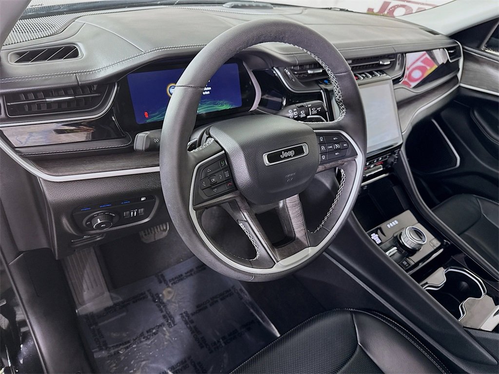 Used 2022 Jeep Grand Cherokee Limited 4xe w/ Luxury Tech Group II image 21