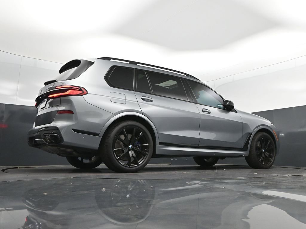 Used 2025 BMW X7 M60i w/ Executive Package AWD/4WD image 42