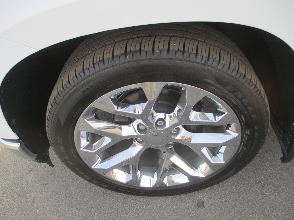 Used 2019 Chevrolet Silverado 1500 LT w/ All-Star Edition image 13