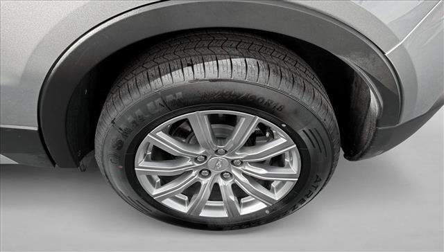 Used 2023 Cadillac XT4 Premium Luxury AWD/4WD image 9
