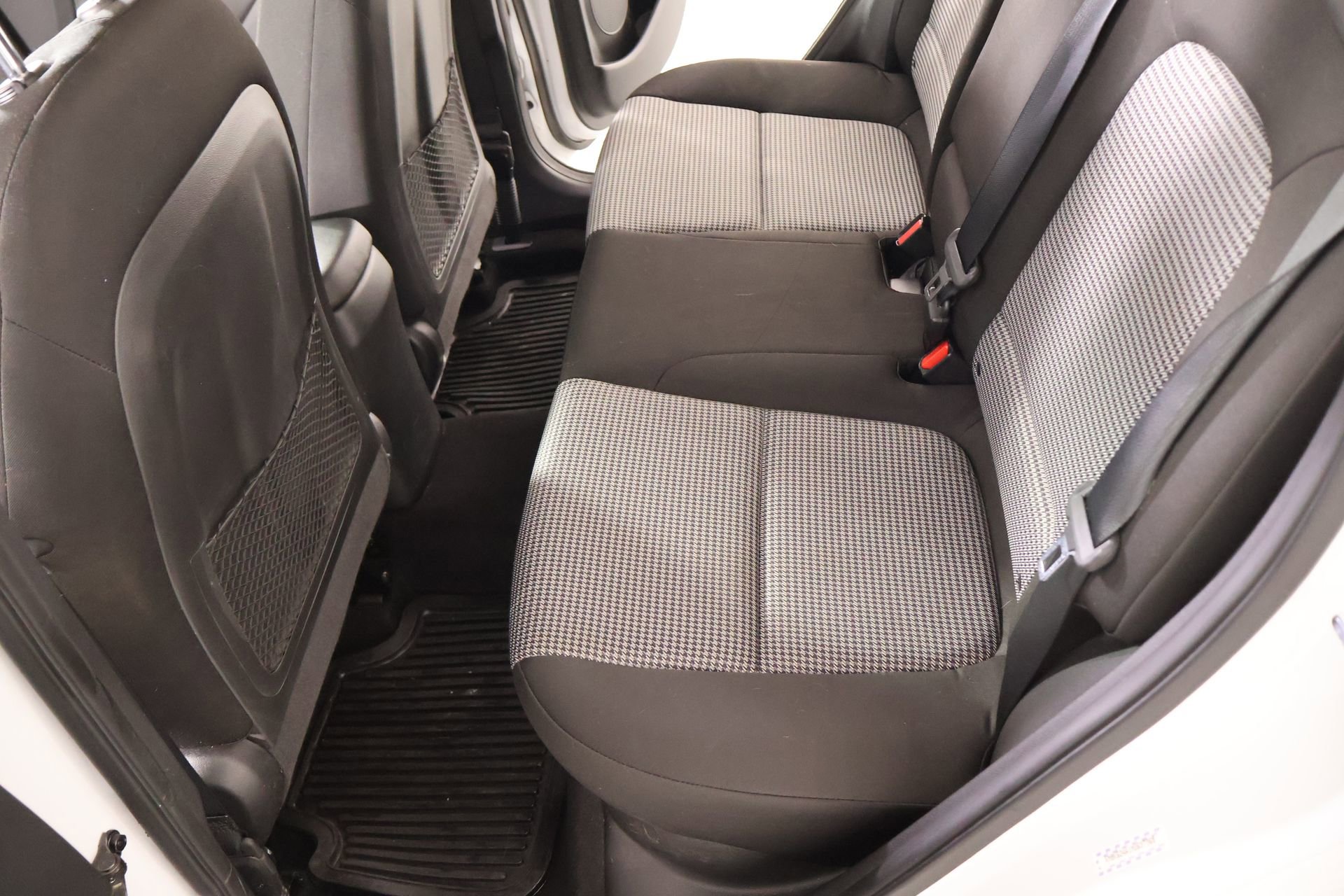 Used 2021 Hyundai Kona SEL Plus w/ Cargo Package image 11