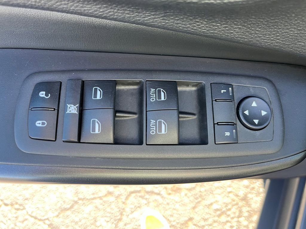 Used 2022 Jeep Cherokee Trailhawk w/ Trailer Tow Group image 17