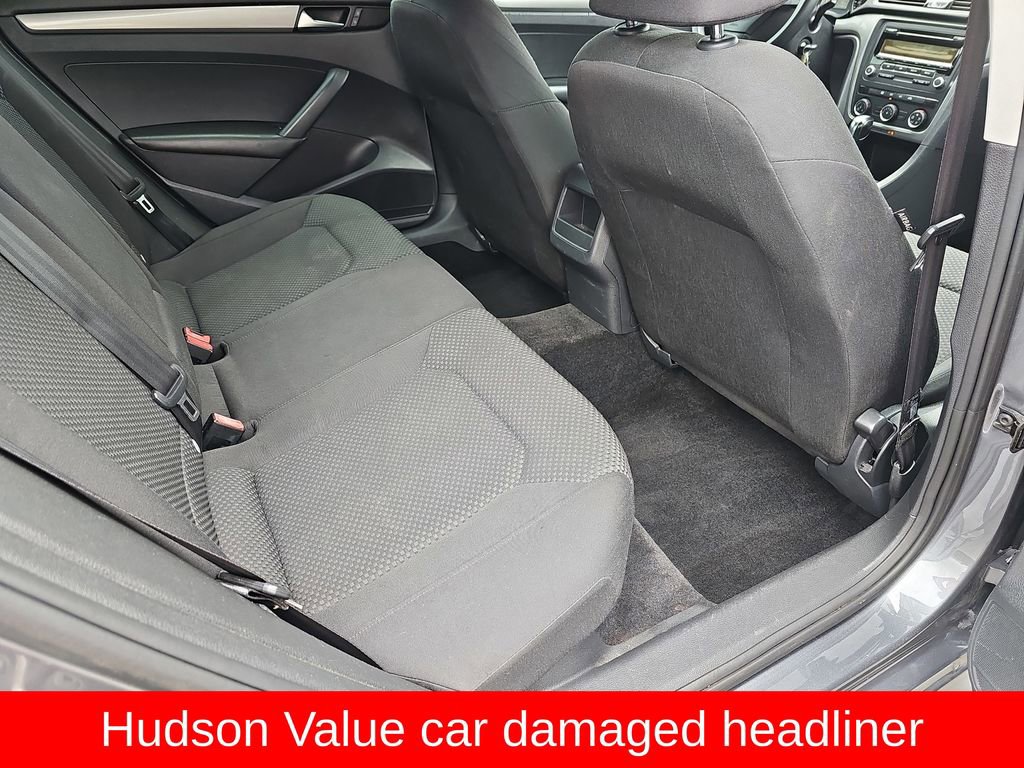 Used 2014 Volkswagen Passat 1.8T S FWD image 12
