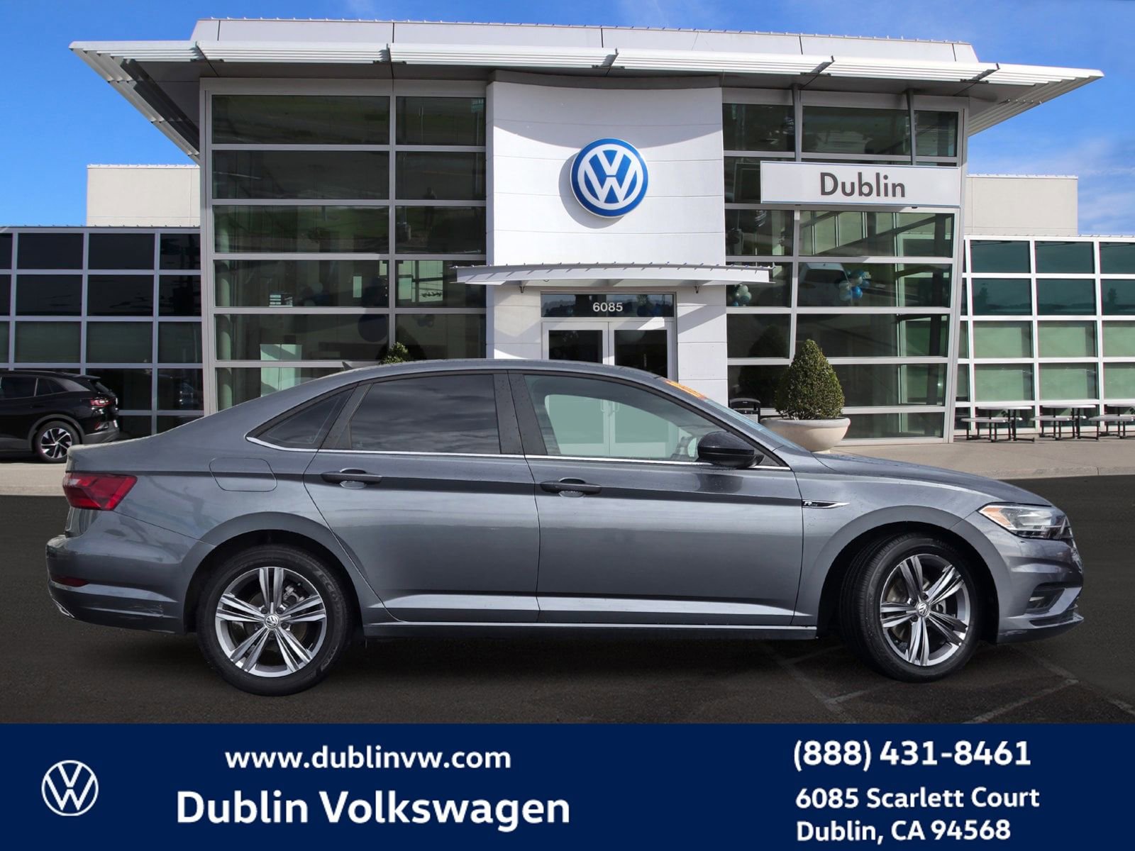 Certified 2020 Volkswagen Jetta R-Line w/ R-Line Cold Weather Package image 3