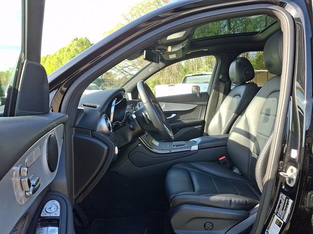 Used 2022 Mercedes-Benz GLC 300 image 13
