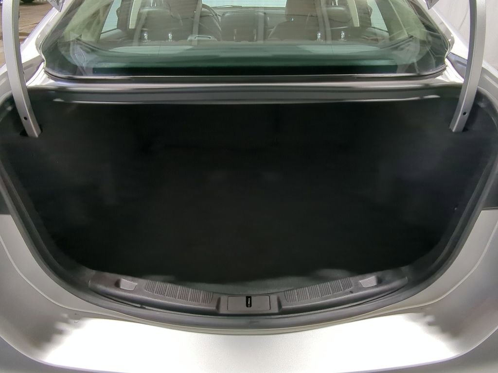 Used 2017 Ford Fusion SE w/ Fusion SE Technology Package image 46