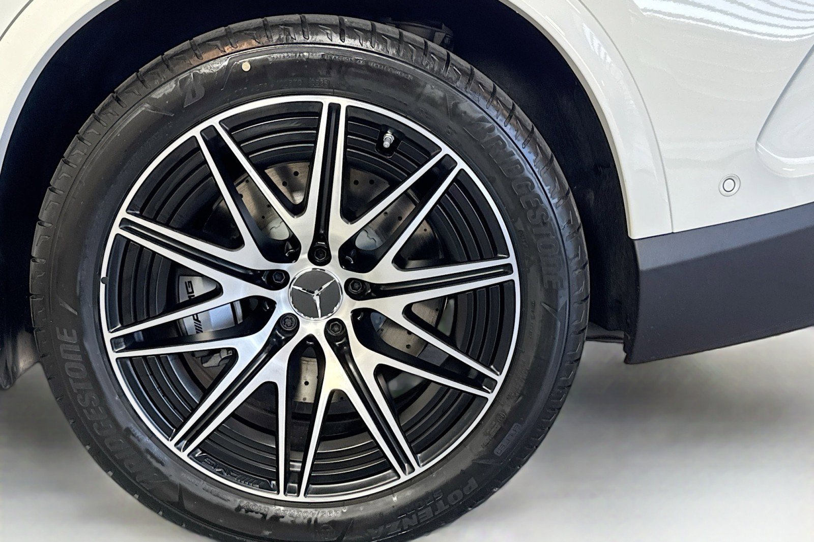 New 2026 Mercedes-Benz GLC 43 AMG 4MATIC image 29