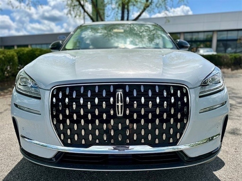 New 2025 Lincoln Corsair Reserve image 2