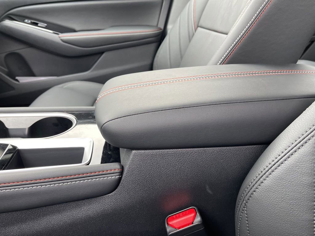 New 2025 Nissan Altima 2.5 SR w/ SR Premium Package image 13