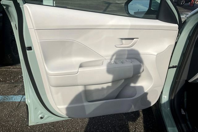 New 2026 Hyundai Kona SE AWD/4WD image 18