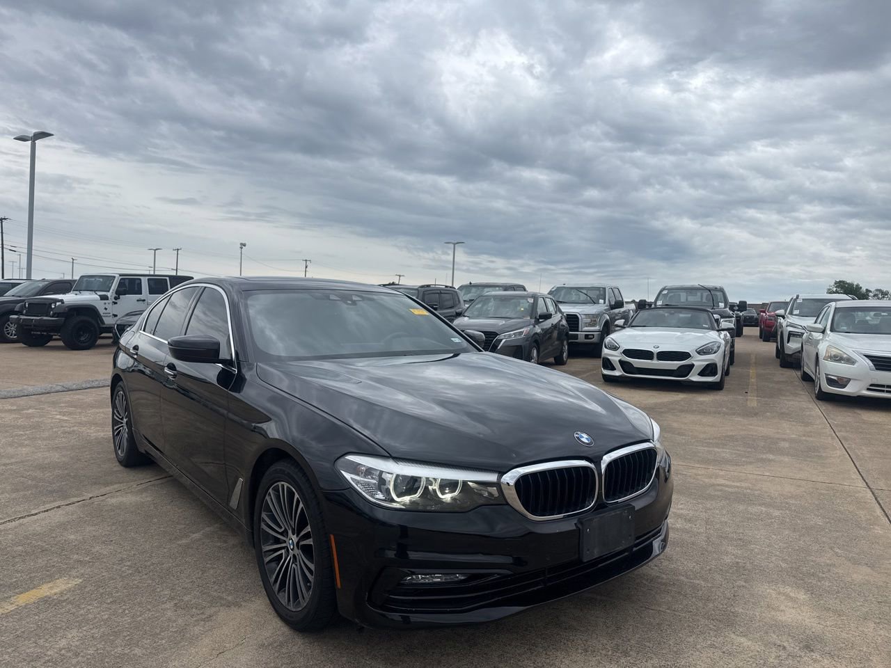 Used 2018 BMW 530i xDrive AWD/4WD image 1