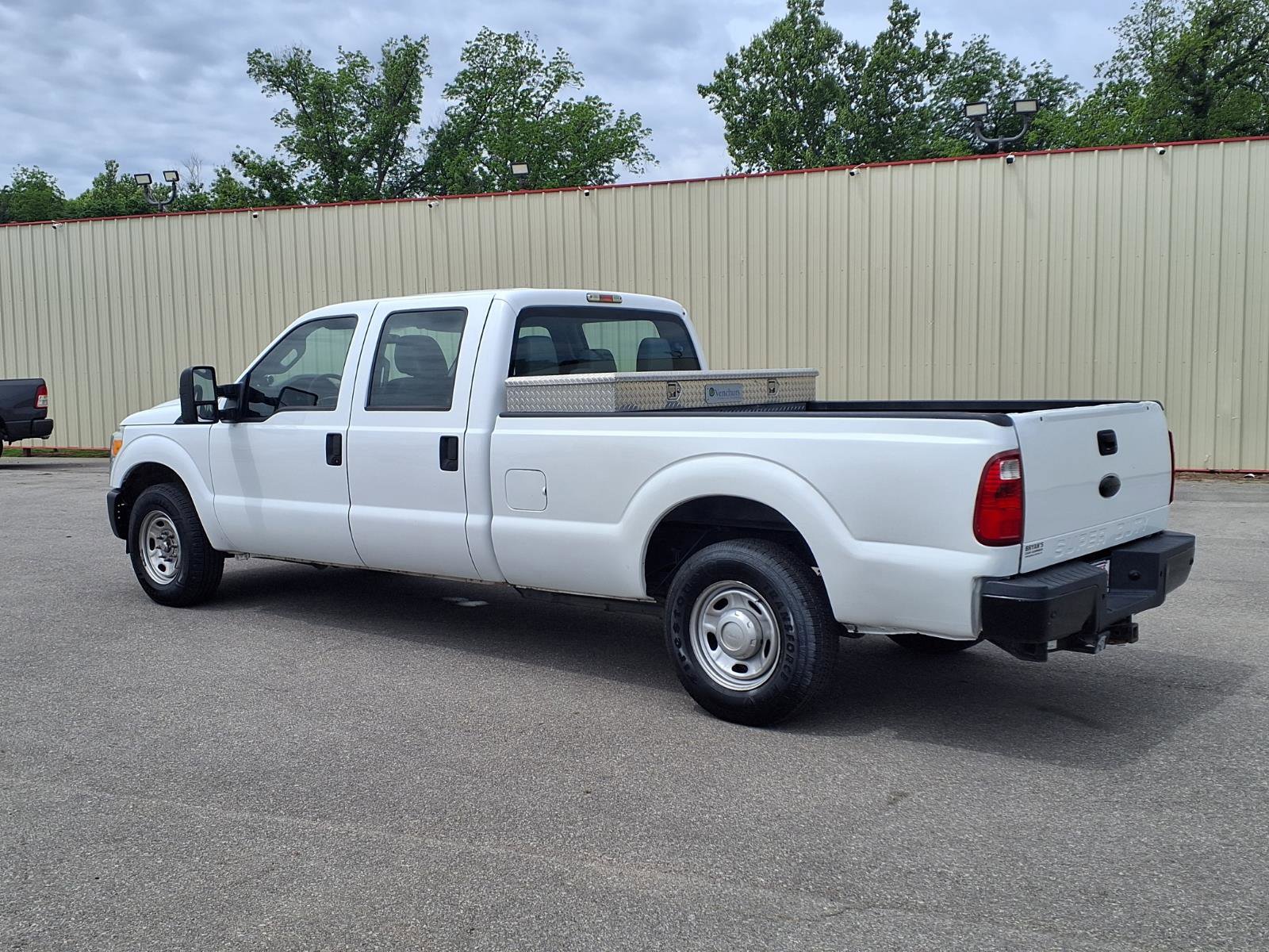 Used 2014 Ford F250 XL RWD image 3