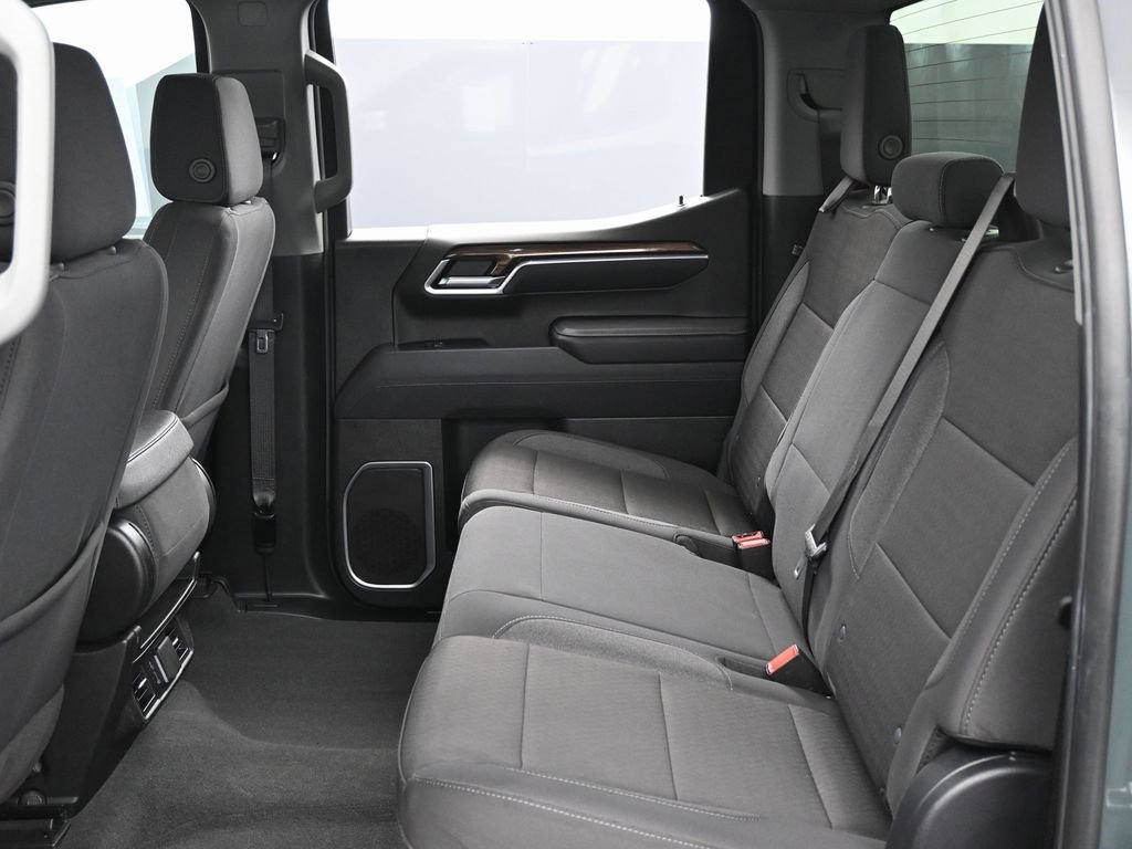 Used 2025 Chevrolet Silverado 1500 LT image 28