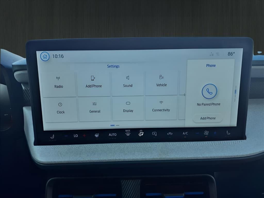 New 2025 Ford Maverick XLT w/ XLT Luxury Package image 21