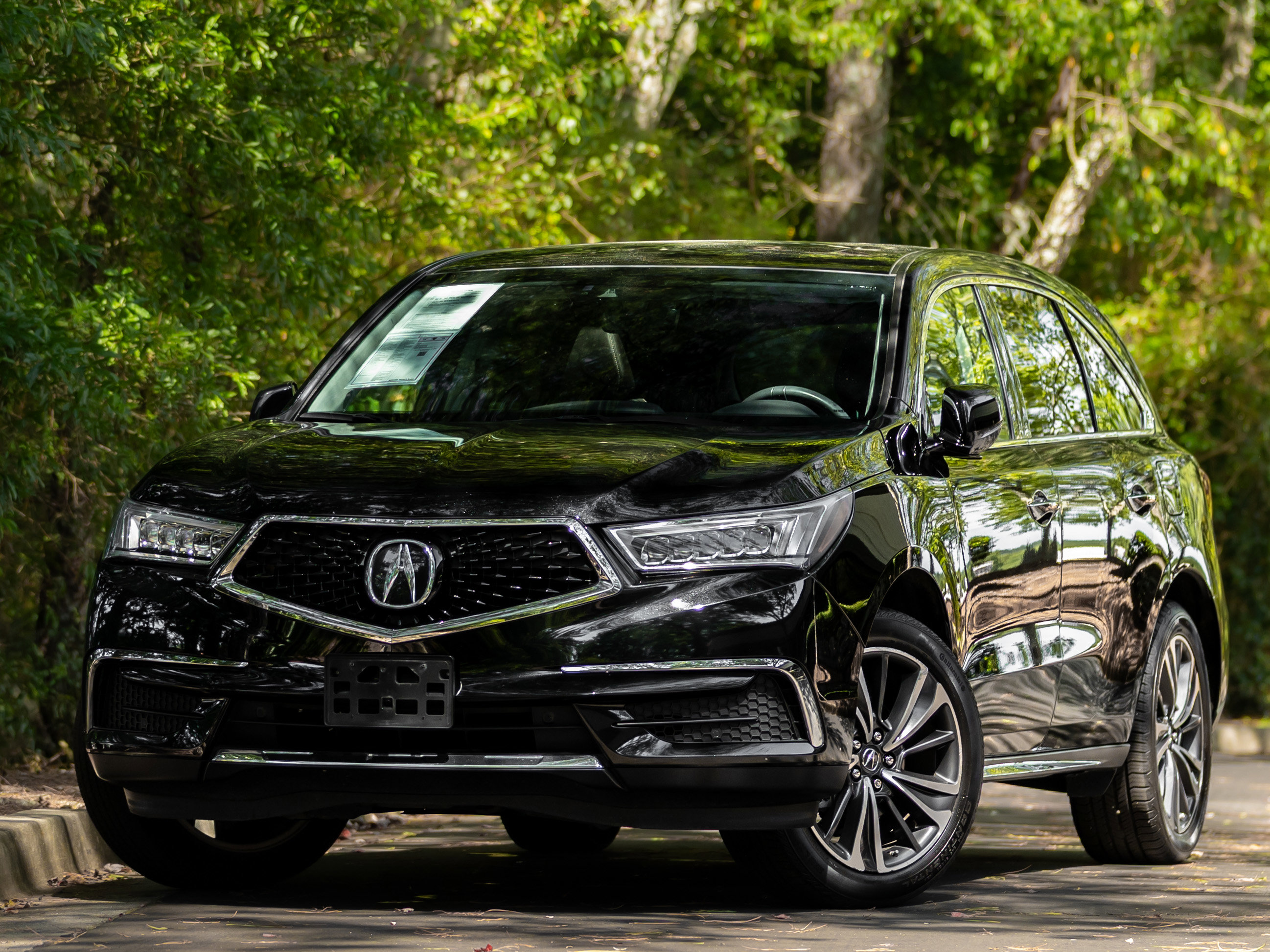 Used 2020 Acura MDX SH-AWD w/ Technology Package image 2