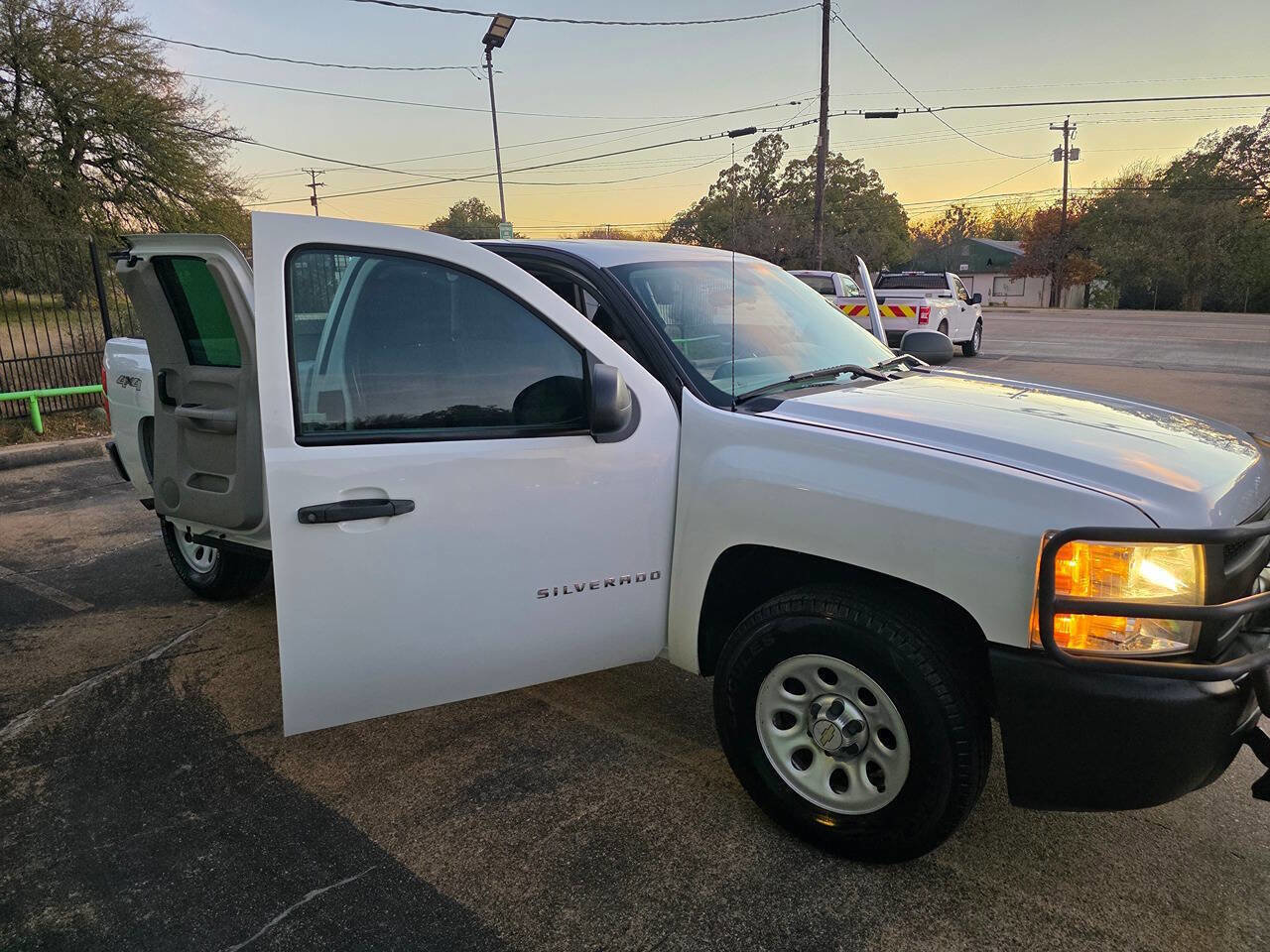 Used 2013 Chevrolet Silverado 1500 W/T AWD/4WD image 46