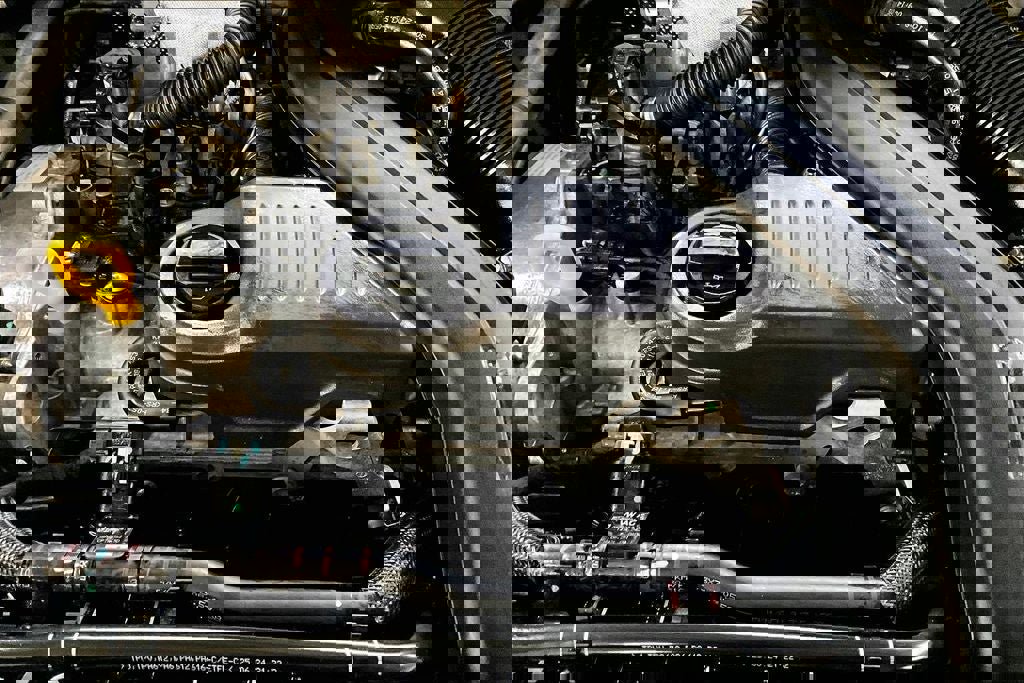 Certified 2025 Volkswagen Taos SE w/ Panoramic Sunroof Package image 30