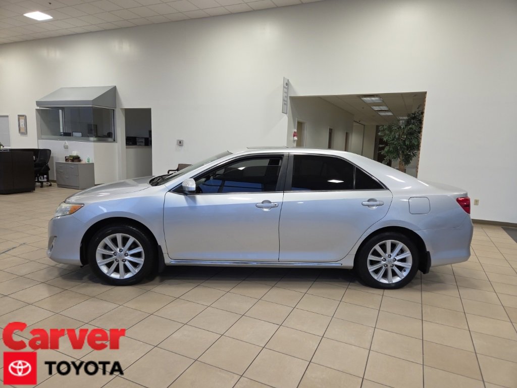 Used 2013 Toyota Camry XLE image 1