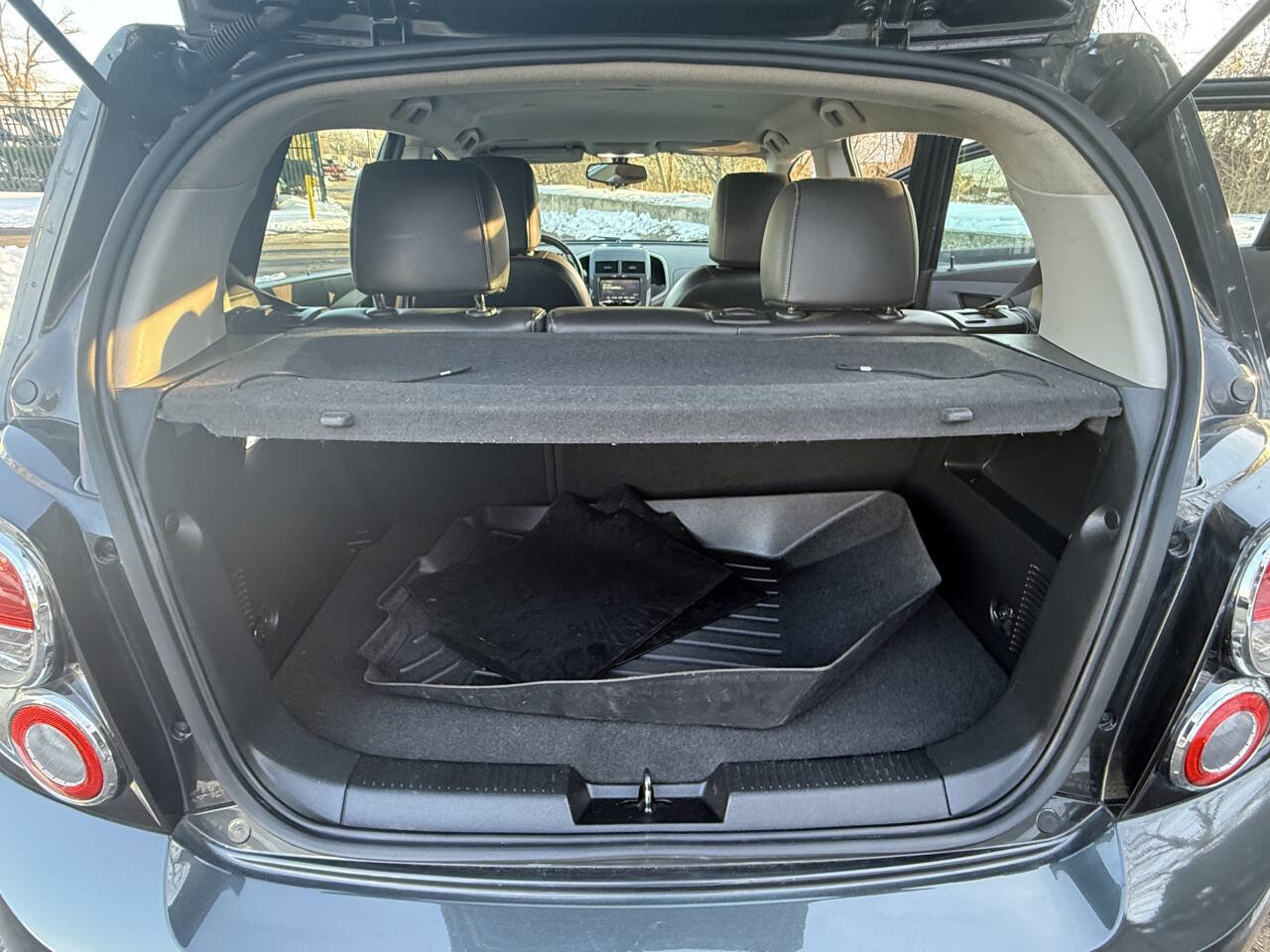 Used 2015 Chevrolet Sonic LTZ image 20