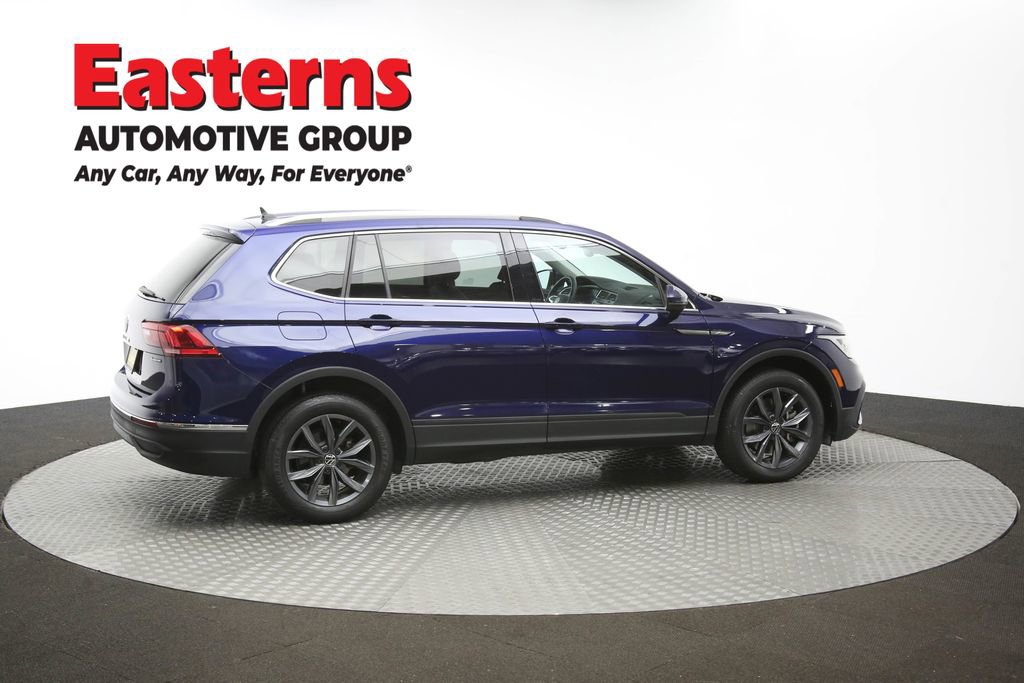 Used 2022 Volkswagen Tiguan SE image 41