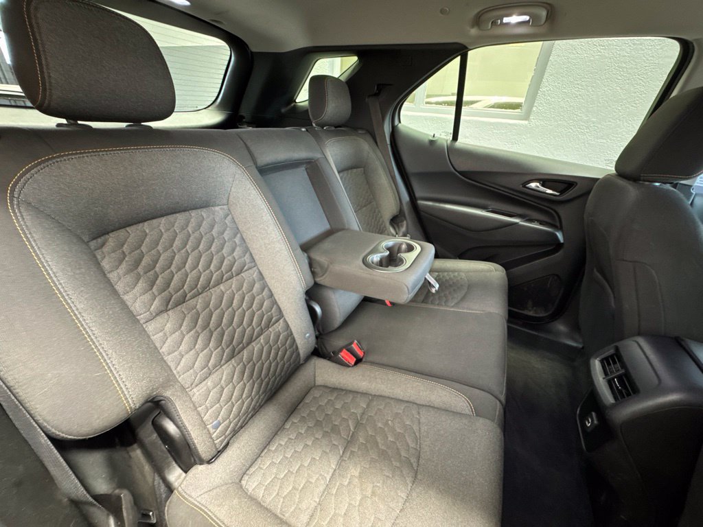 Used 2020 Chevrolet Equinox LT FWD image 22