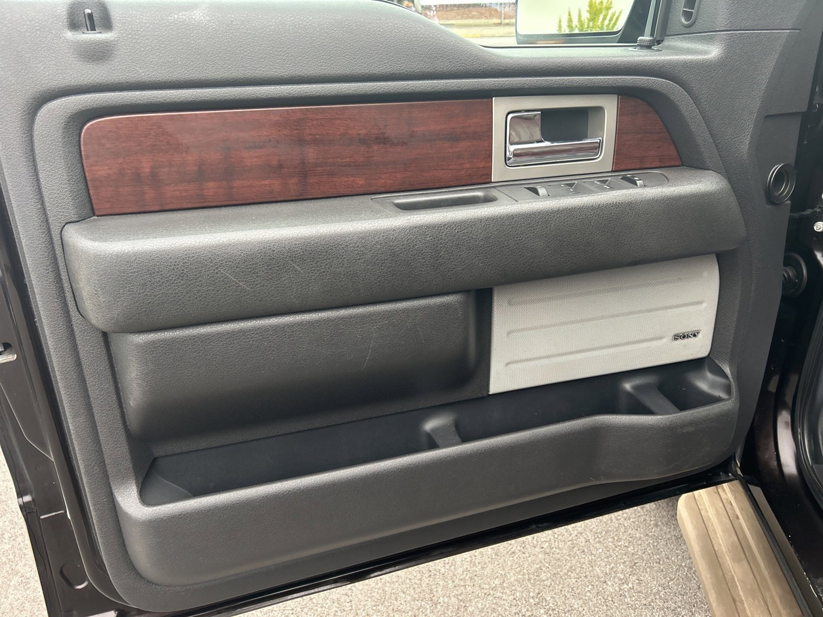 Used 2013 Ford F150 King Ranch w/ Off-Road Pkg image 17