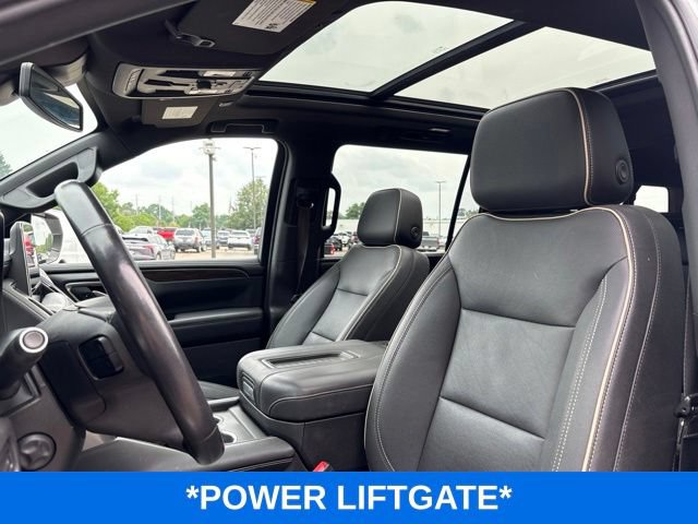 Used 2023 Chevrolet Suburban Premier AWD/4WD image 6