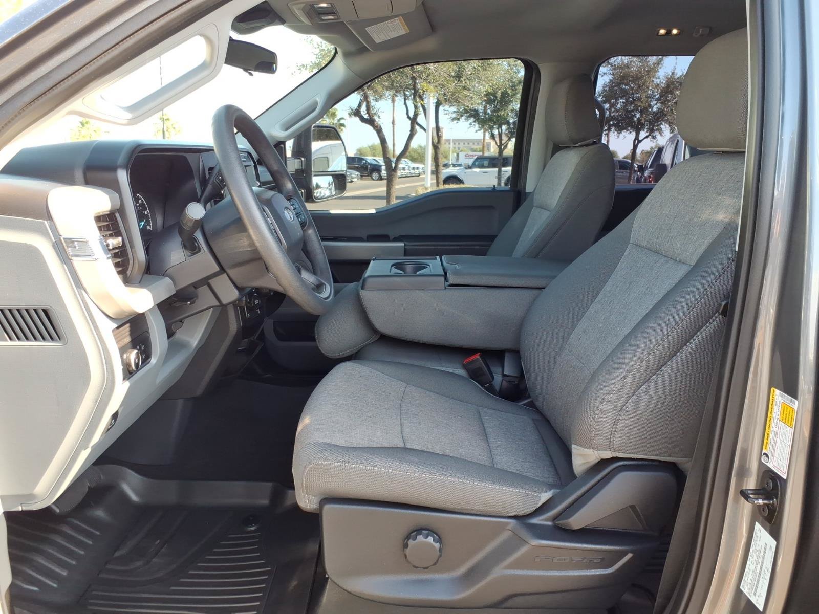Used 2024 Ford F250 XL w/ STX Appearance Package AWD/4WD image 12