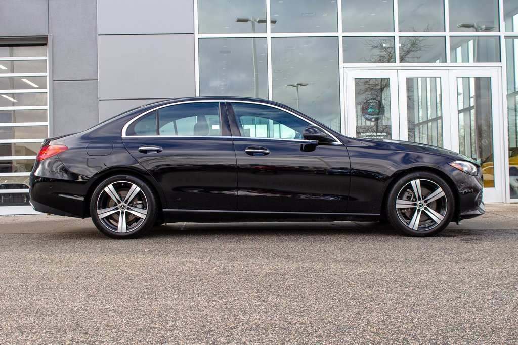 Used 2025 Mercedes-Benz C 300 4MATIC Sedan image 4