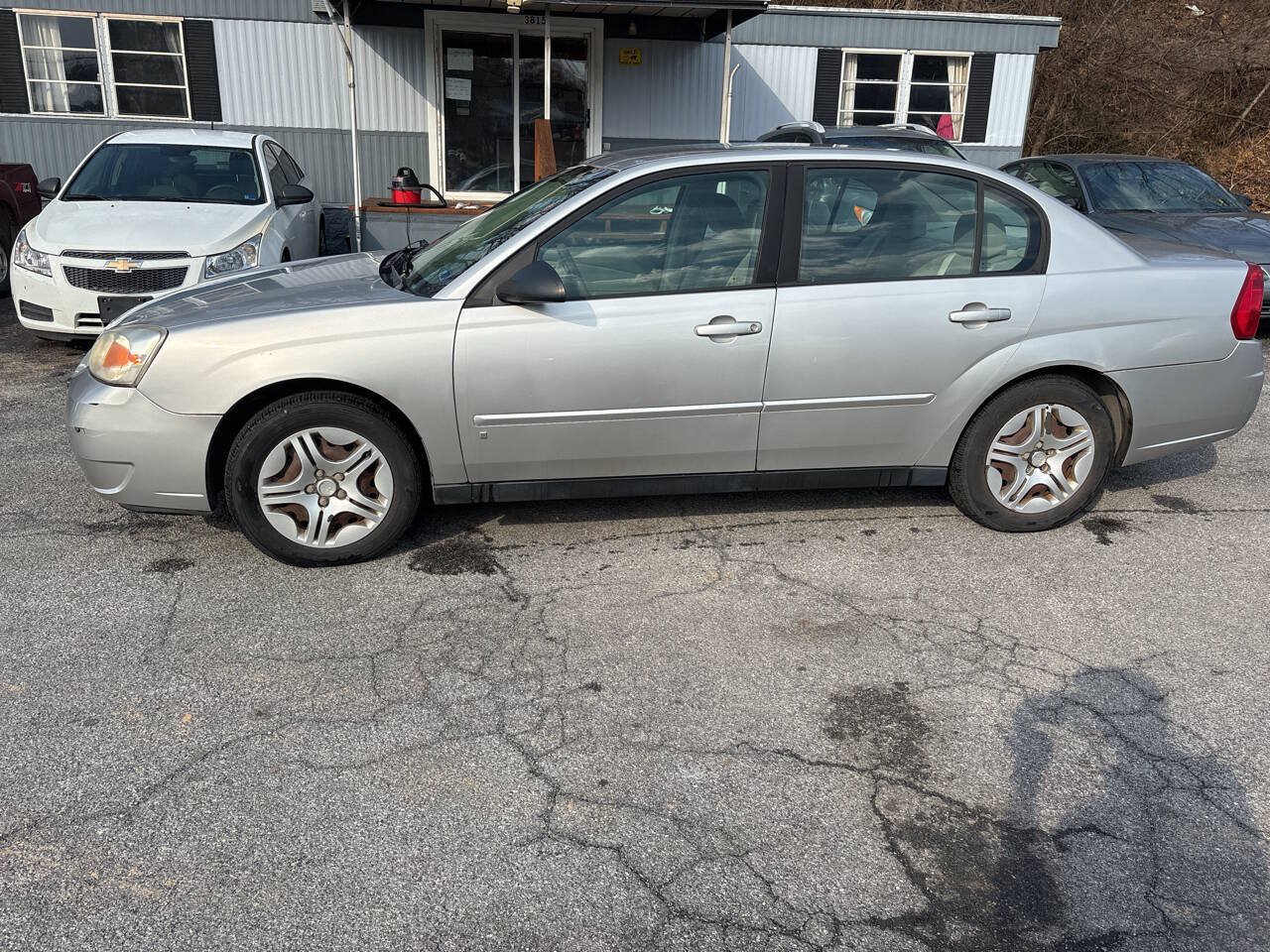 Used 2007 Chevrolet Malibu LS FWD image 19