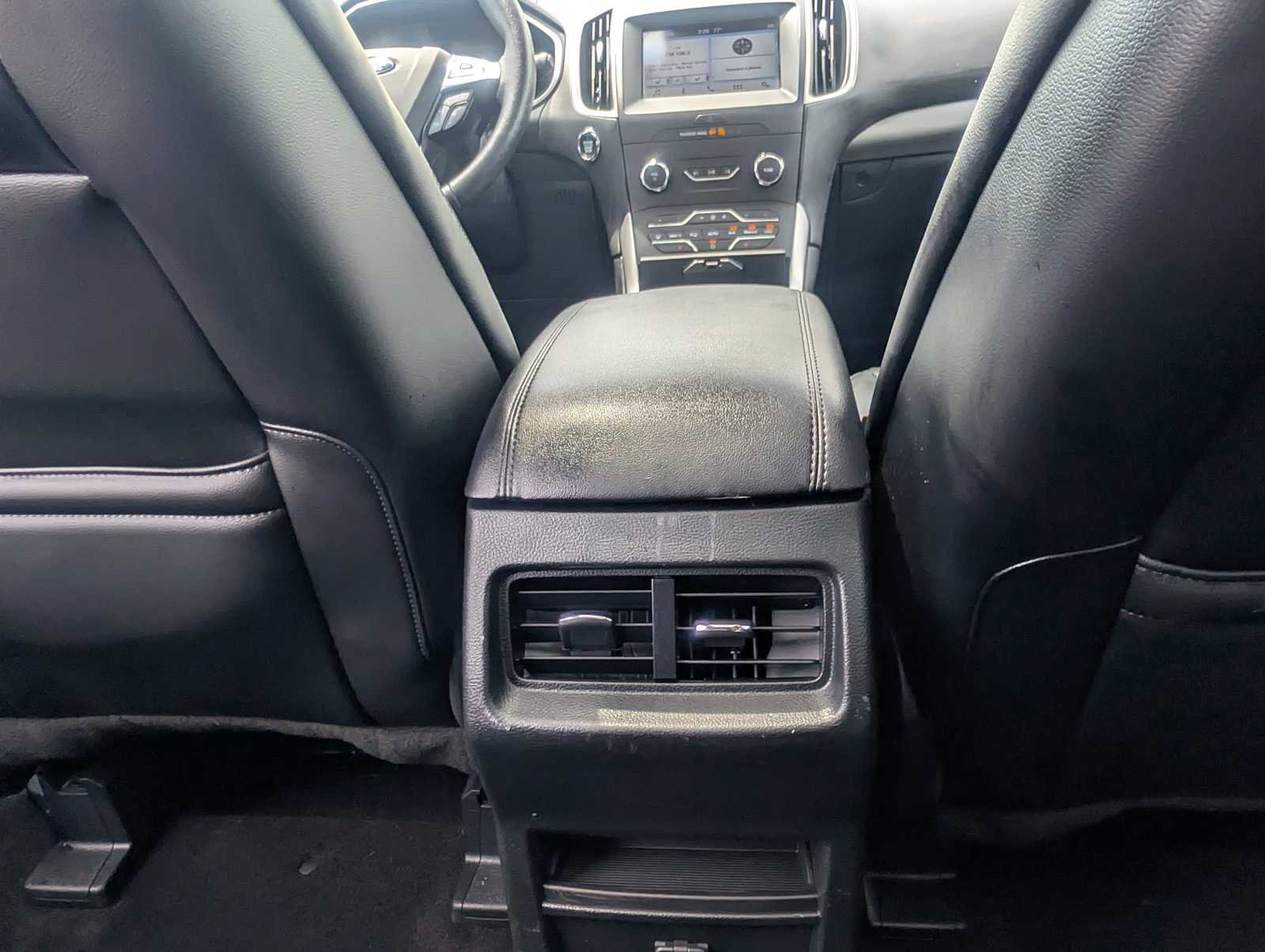 Used 2019 Ford Edge SEL w/ Equipment Group 201A AWD/4WD image 21