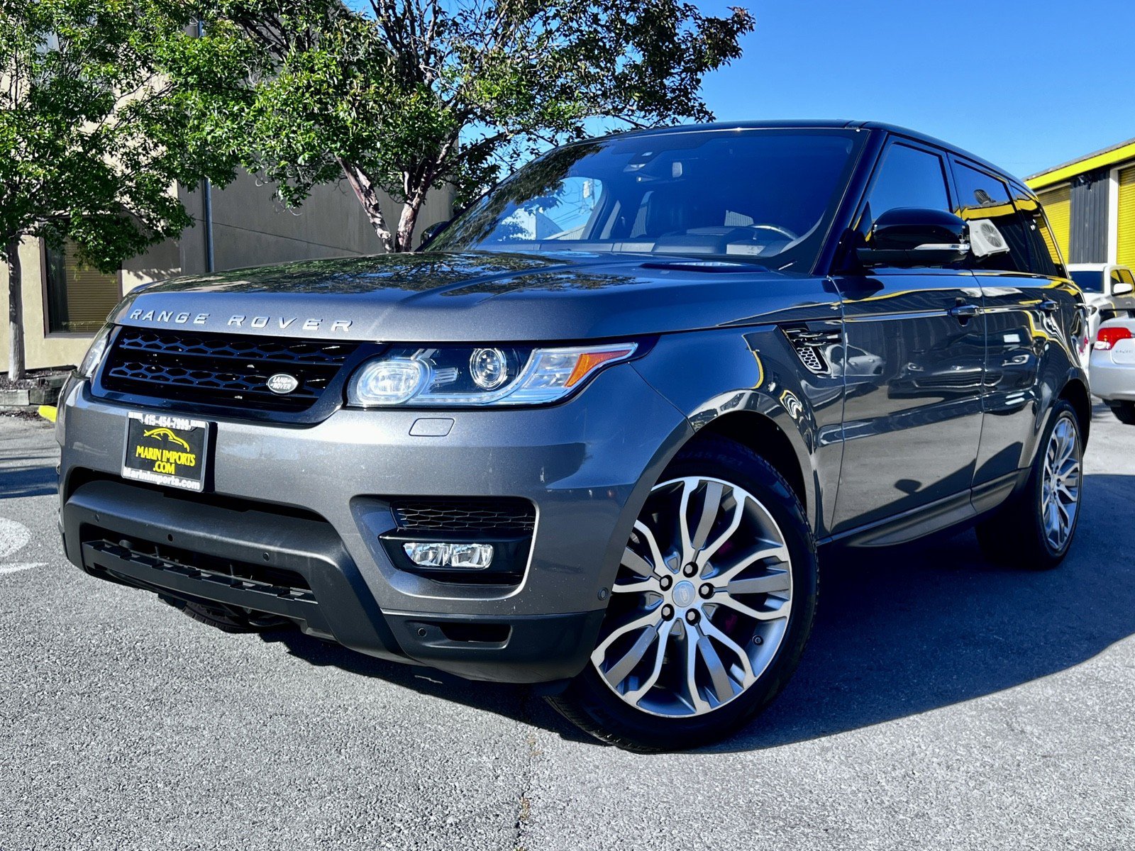 Used 2016 Land Rover Range Rover Sport Supercharged AWD/4WD image 2