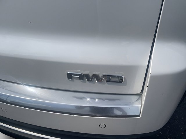 Used 2017 GMC Acadia Limited SLT image 12