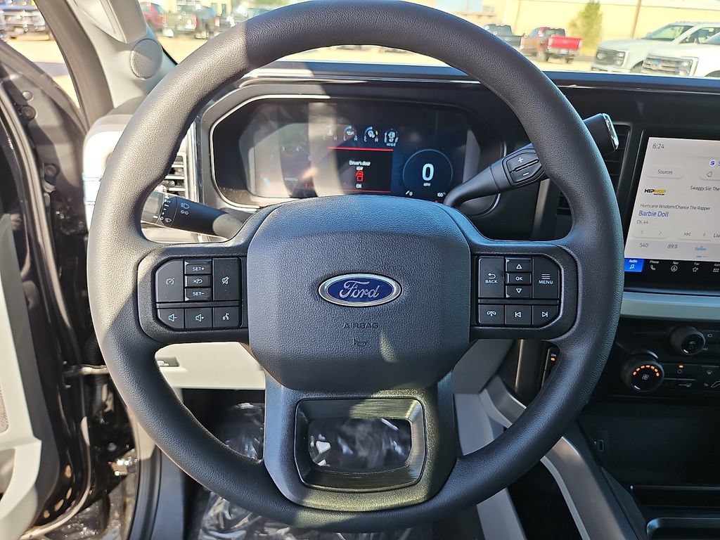 New 2026 Ford F250 XLT w/ XLT Premium Package AWD/4WD image 21