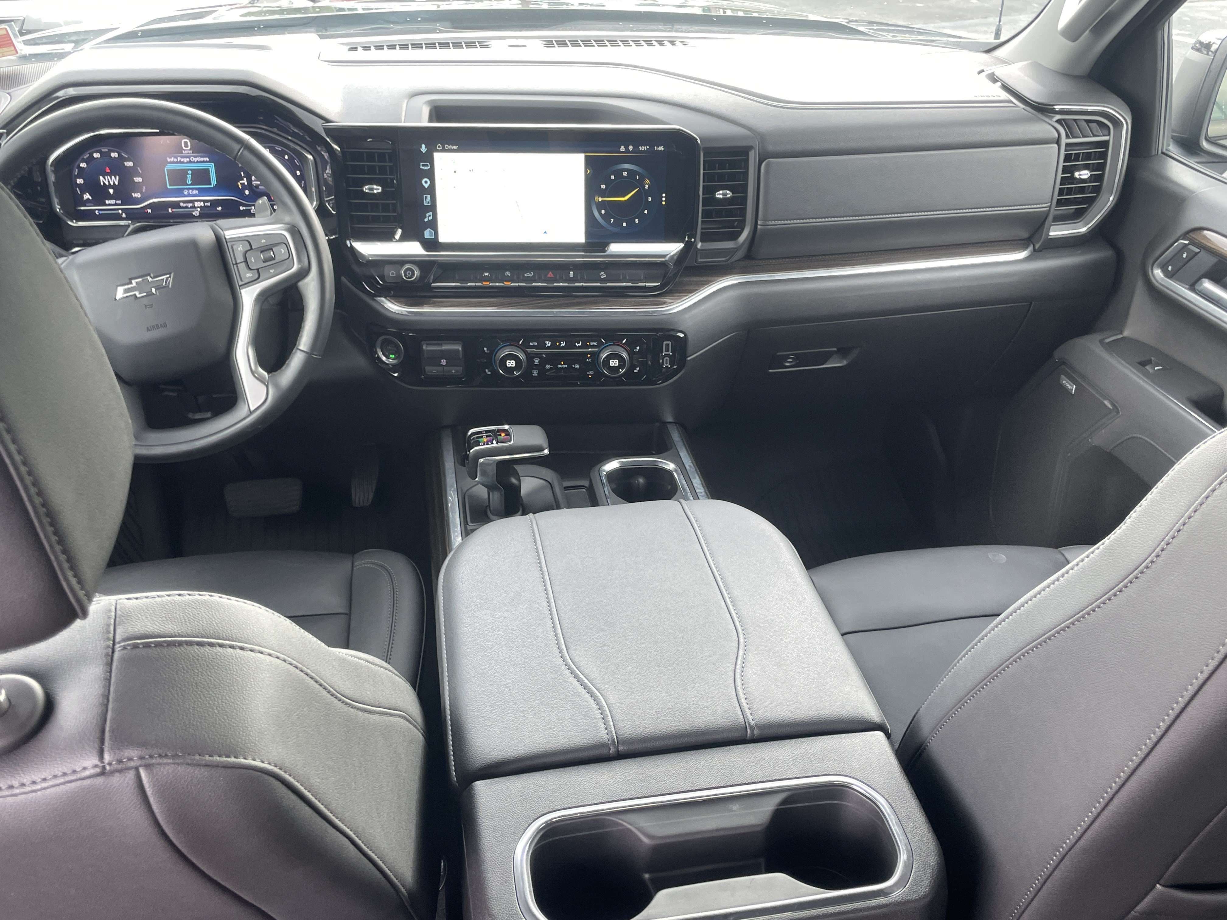Used 2025 Chevrolet Silverado 1500 RST w/ Convenience Package II AWD/4WD image 28