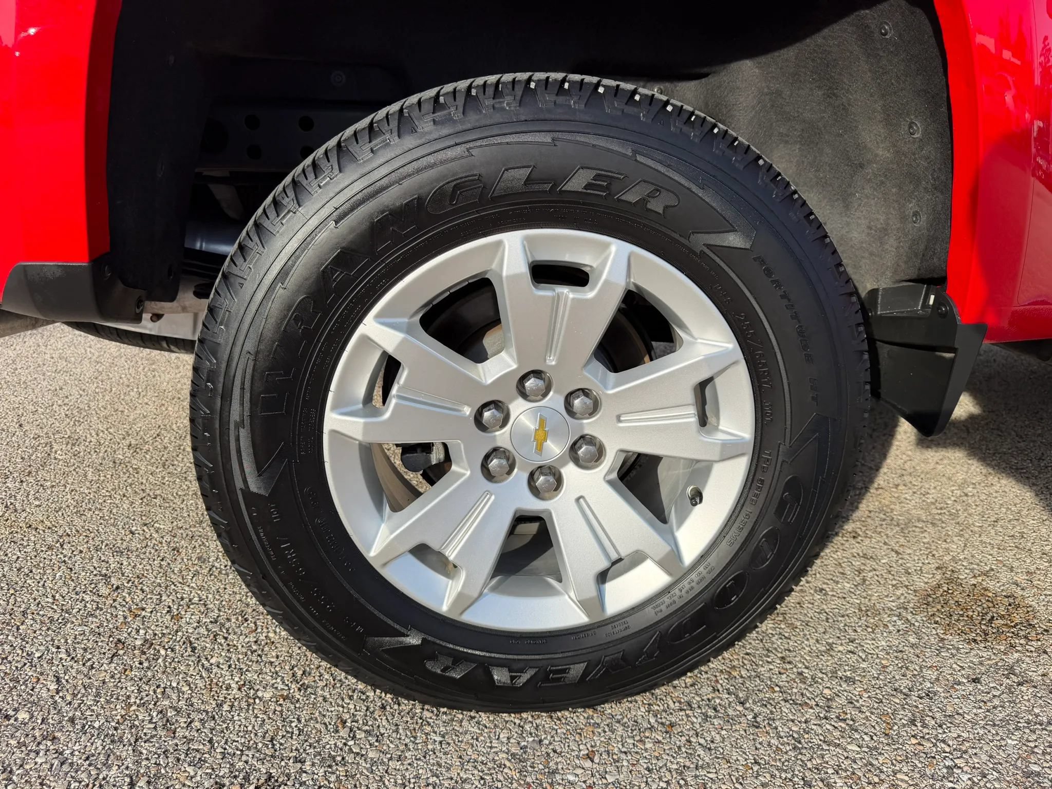 Used 2020 Chevrolet Colorado LT w/ LT Convenience Package AWD/4WD image 17