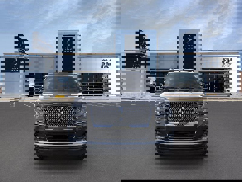 New 2022 Lincoln Navigator 4WD image 6